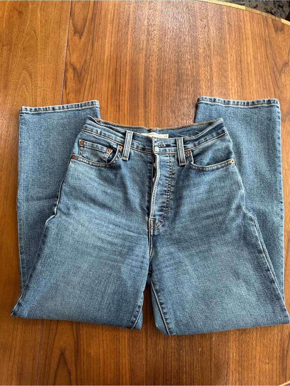 Levi's Ribcage Straight Ankle Denim Jeans Size 24 Button Fly Medium Wash - Picture 3 of 7